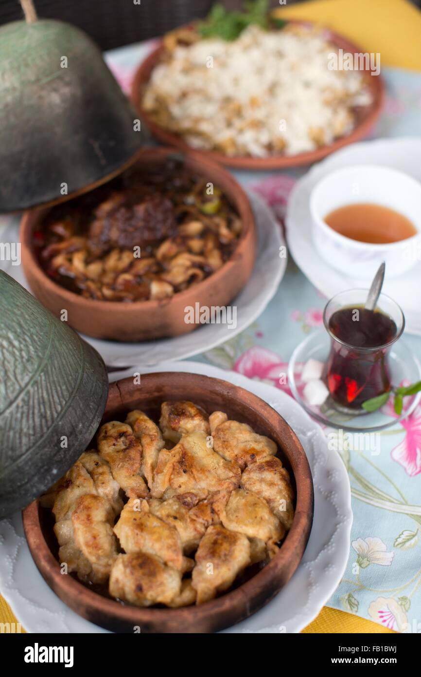 Auswahl an traditionellen türkischen Gerichten, Stillleben Stockfoto