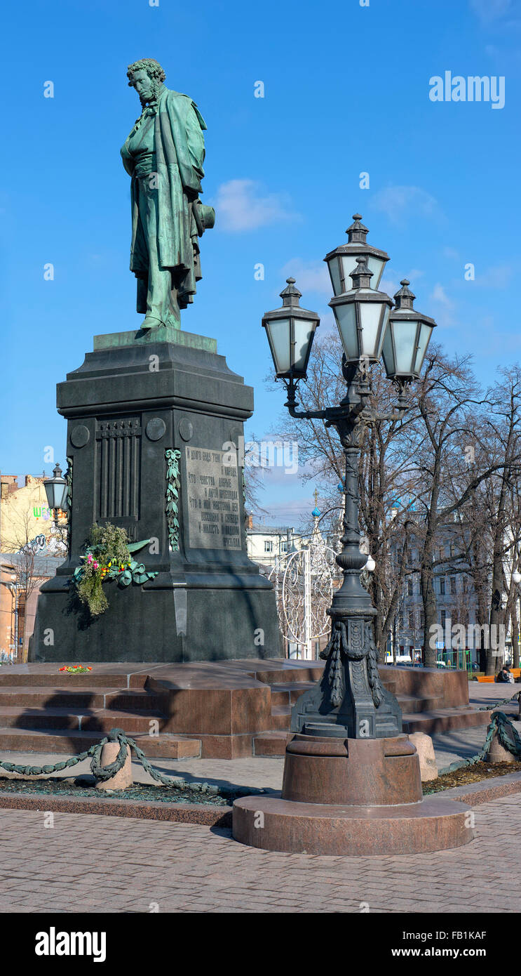 Denkmal für russische Dichter Alexander Pushkin im Moskauer Puschkin-Platz Stockfoto