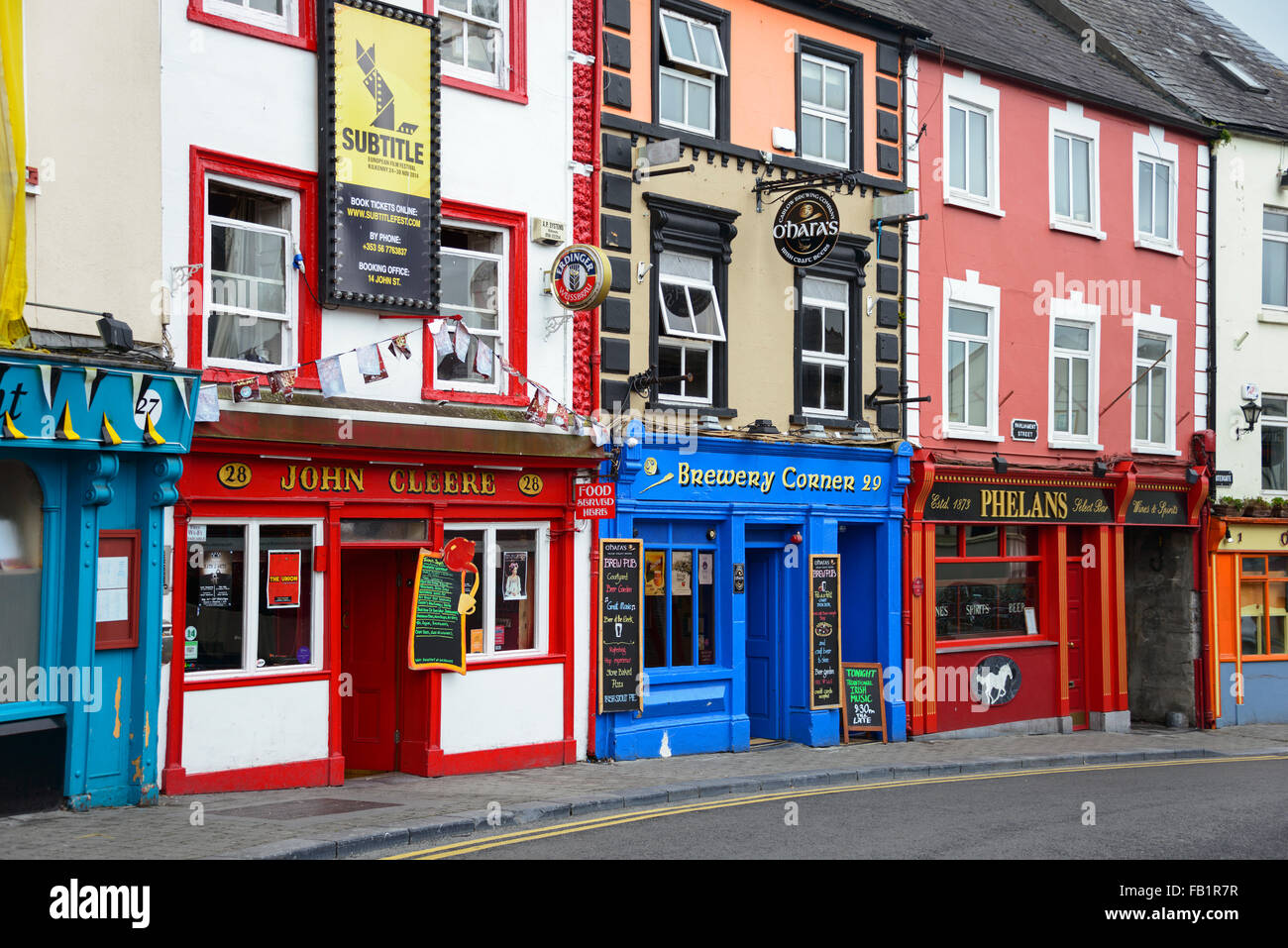 Kneipen, Parliament Street, Kilkenny, Irland Stockfotografie Alamy