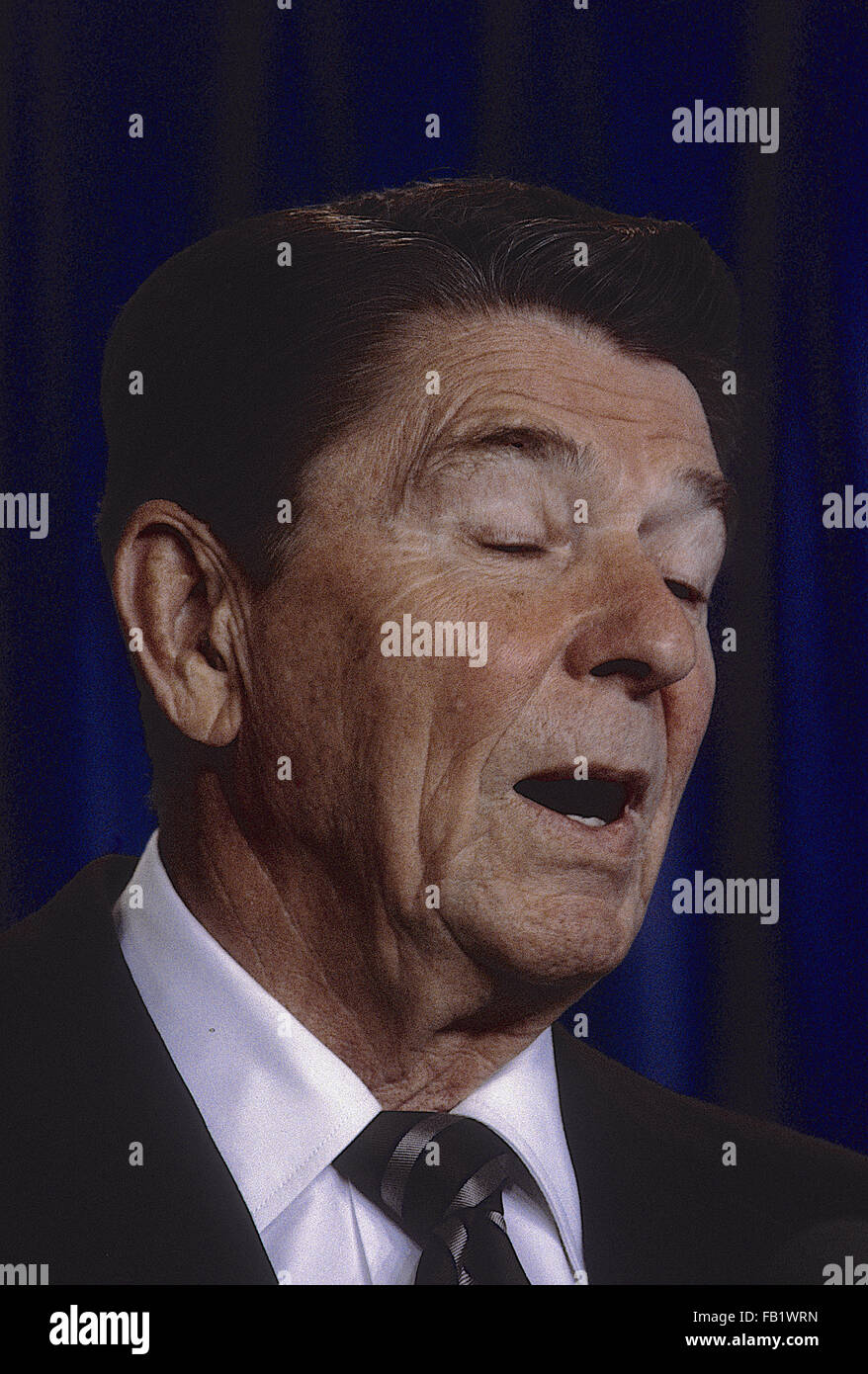 Washington, DC, USA 14. Mai 1984 Präsident Ronald Reagan Bemerkungen und eine Frage-und-Antwort-Sitzung mit Reportern zu in- und ausländischen Themen in der Briefing-Room des weißen Hauses.  Bildnachweis: Mark Reinstein Stockfoto