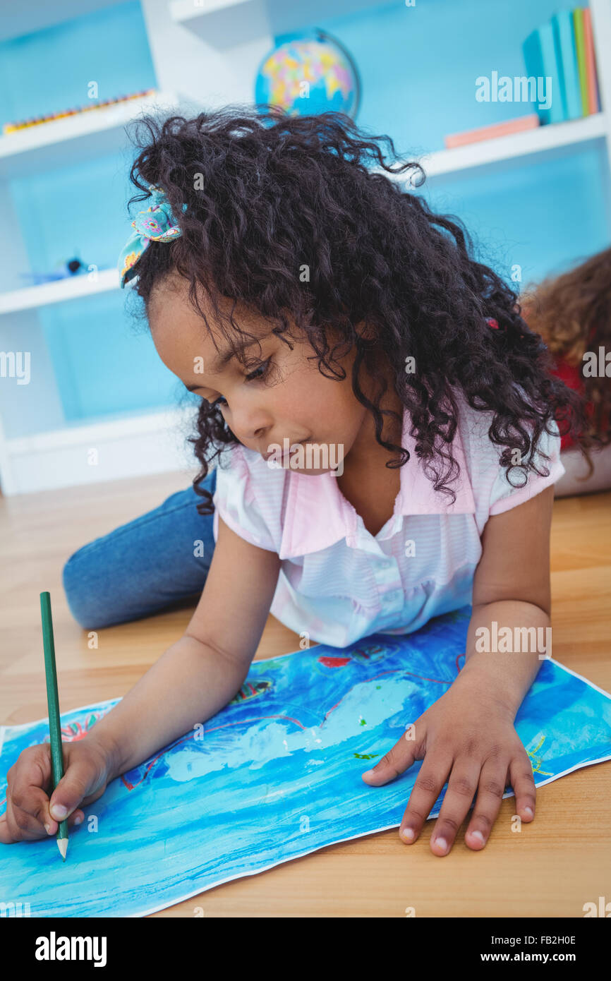 Niedlichen Mädchen zeichnen Stockfoto