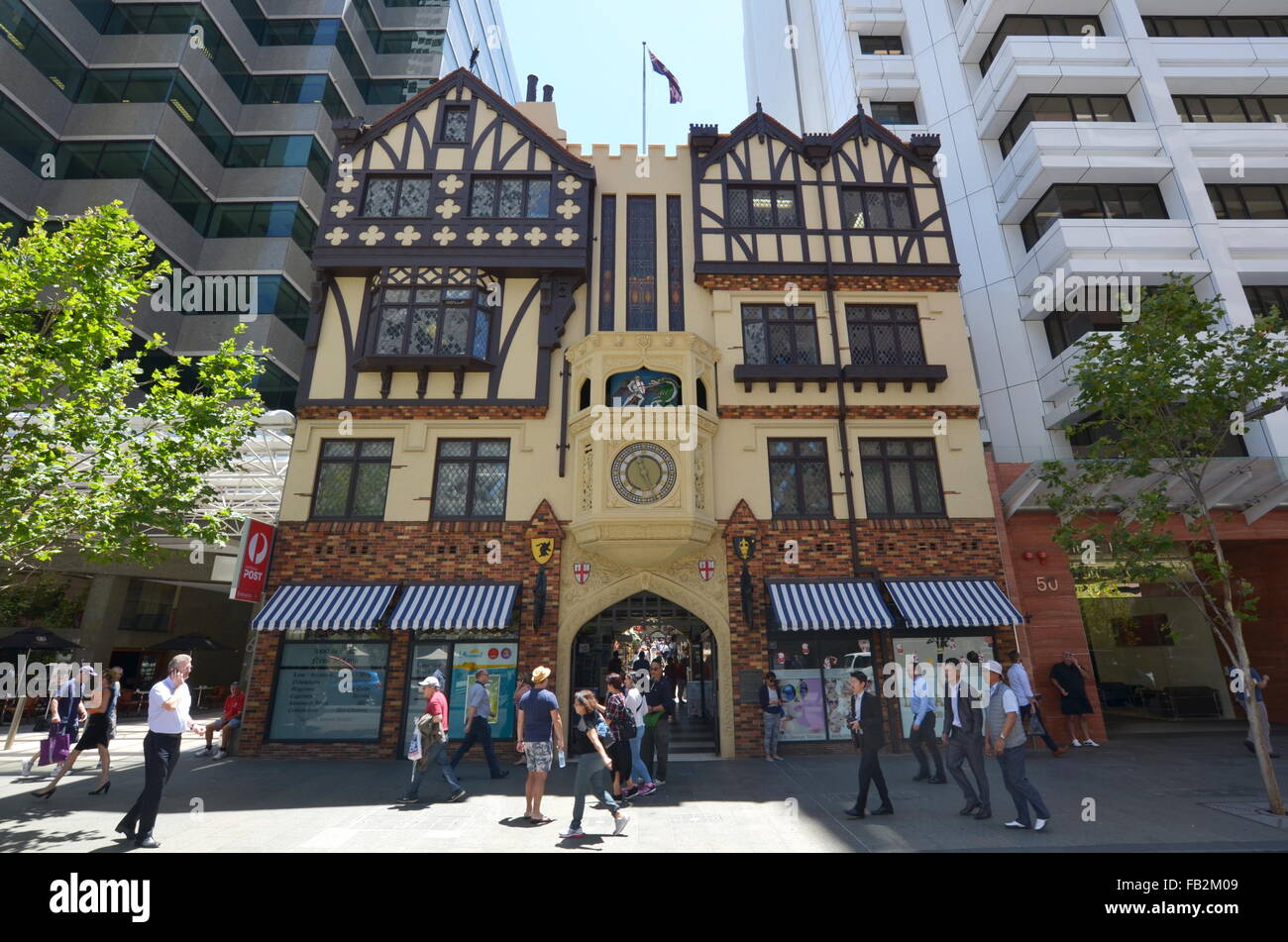 Die Fassade des London Court, ein mock Tudor/elisabethanischen shopping-Arkade in Perth, Australien Stockfoto