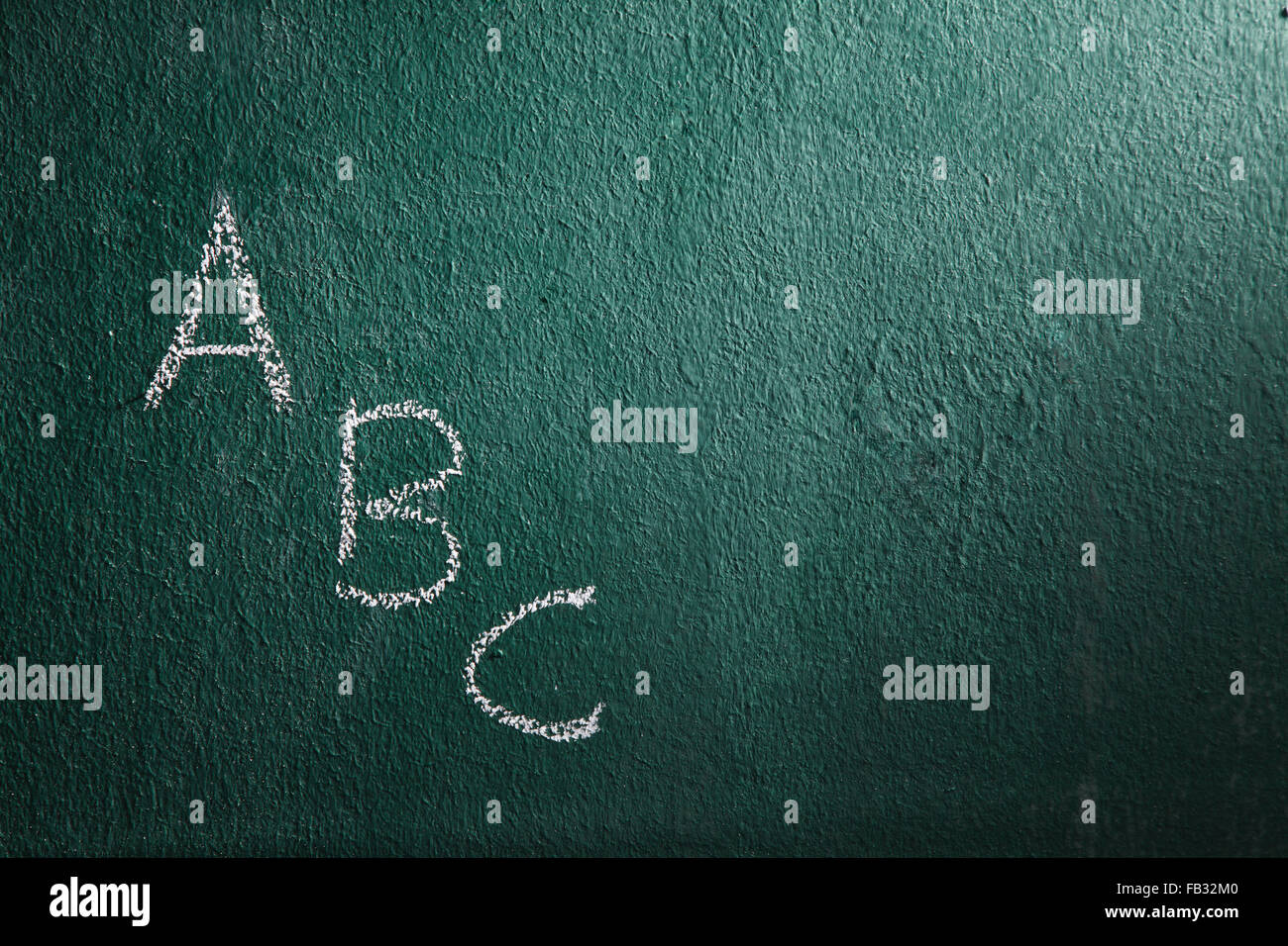 Alphabet Abc an der Tafel Stockfoto