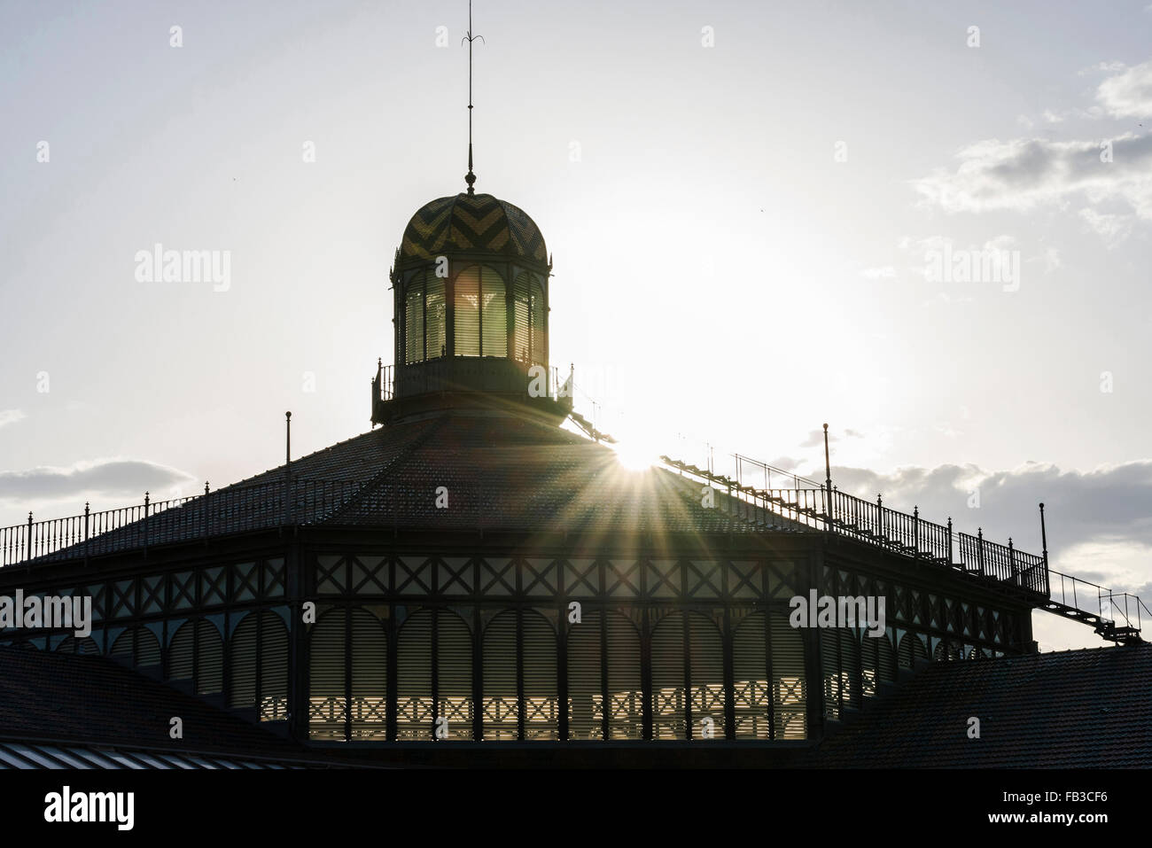 Geboren markt Dach bei Sonnenuntergang in Barcelona, Katalonien, Spanien Stockfoto