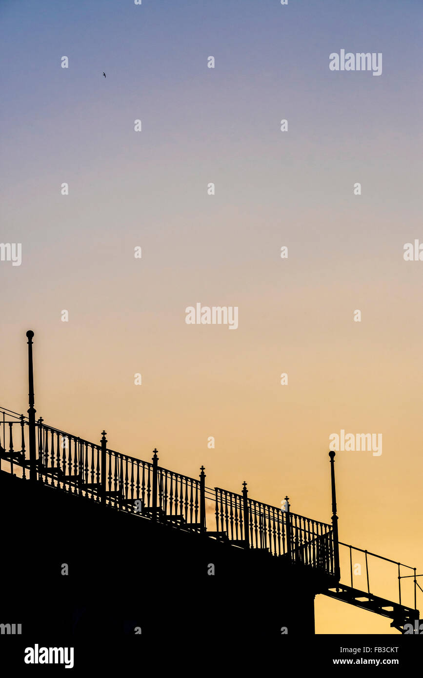 Treppen auf dem Dach der Welt Markt zu Sonnenuntergang in Barcelona, Katalonien, Spanien Stockfoto