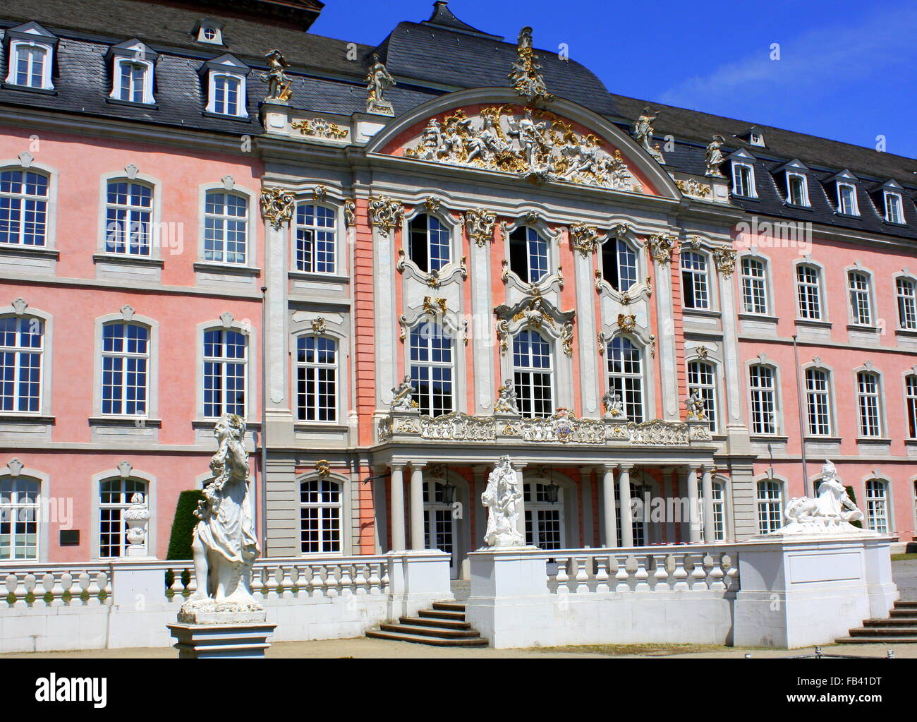Trier. Juni-01-2011. Palast des Kurfürsten in Trier. Deutschland Stockfoto