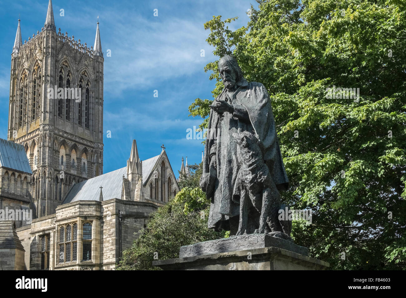 Alfred Lord Tennyson-Denkmal und Kathedrale von Lincoln, Lincoln, Lincolnshire, England UK Stockfoto