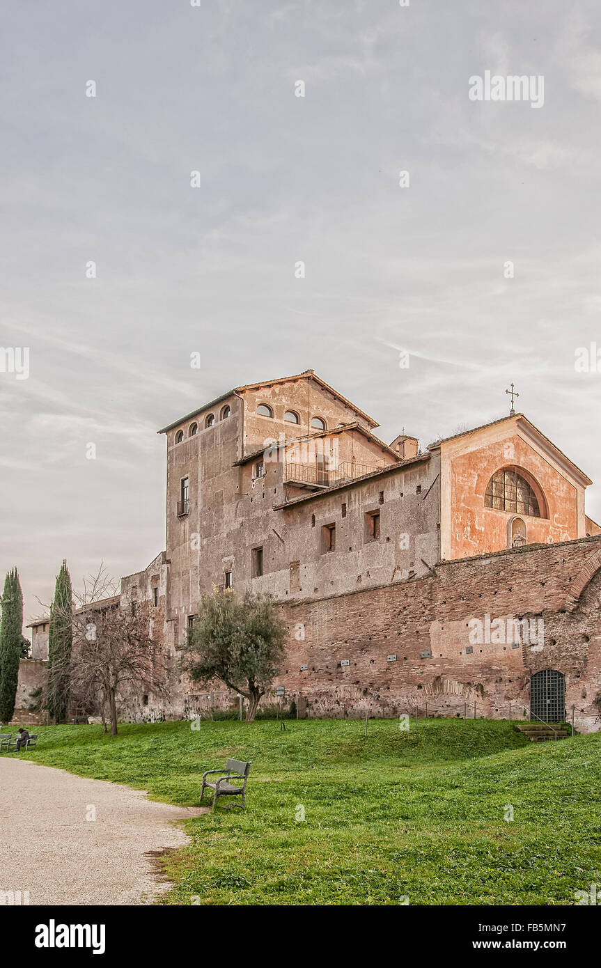 San Sebastiano al Palatino ist eine Kirche in Rom. Es widmet sich der Hl. Sebastian und befindet sich auf dem Palatin. Stockfoto