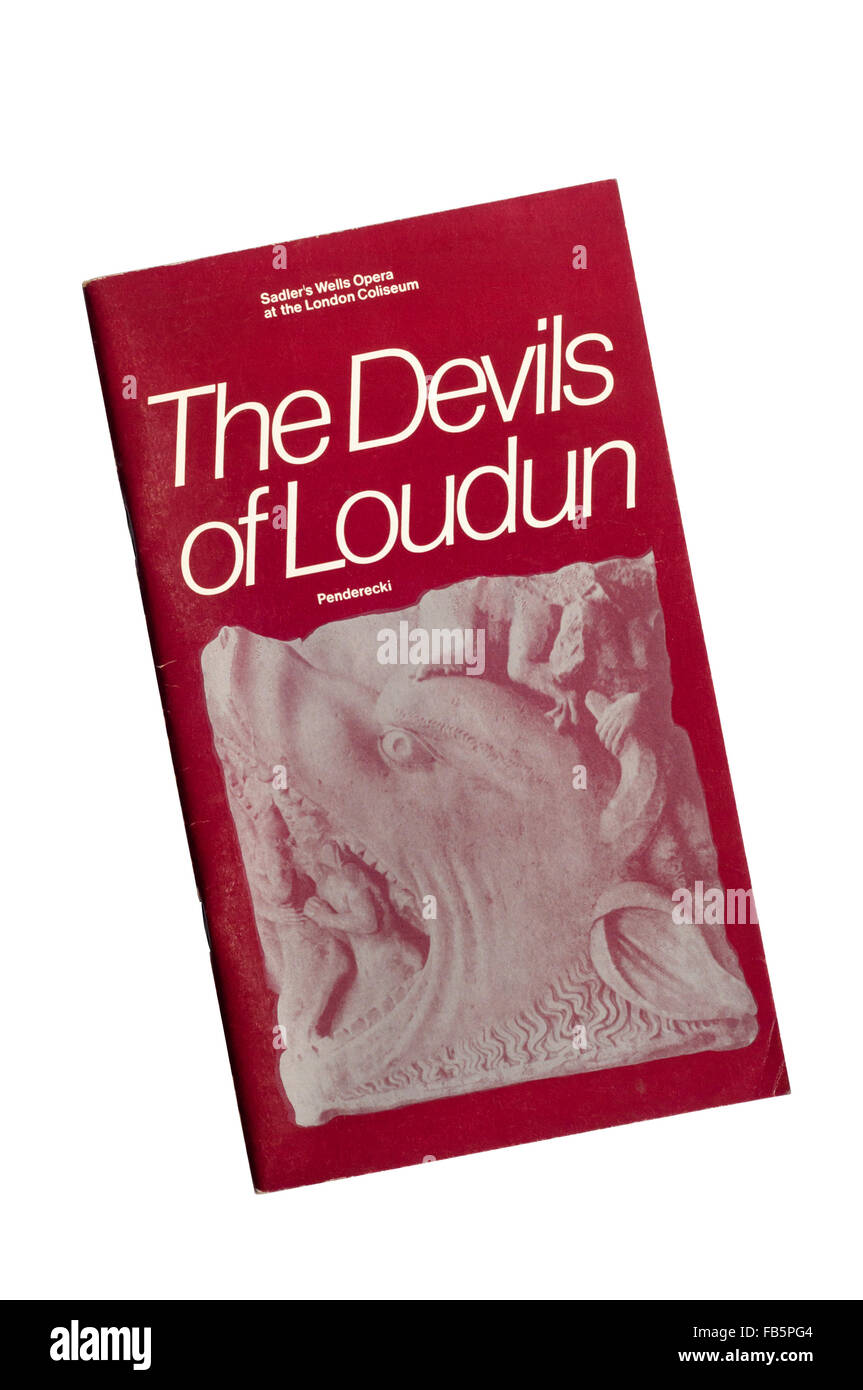 Programm für die 1973 Sadler Wells Opera Produktion von The Devils of Loudun von Krzysztof Penderecki im The London Coliseum. Stockfoto
