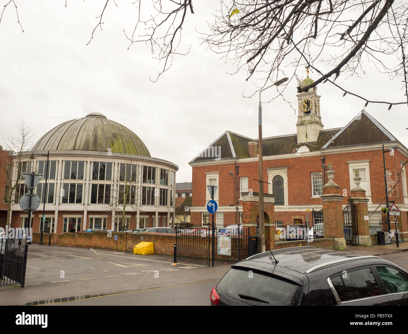 Braintree Library Dome Building und Braintree Council Town Hall Building in Essex Stockfoto