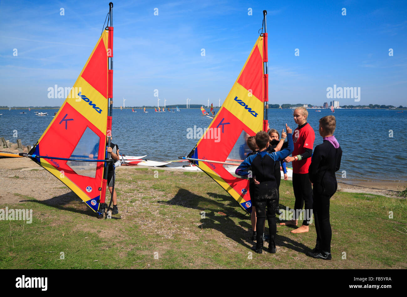 Surfschule Am Wulfener Hals Insel Fehmarn Ostseekuste Schleswig Holstein Deutschland Stockfotografie Alamy 