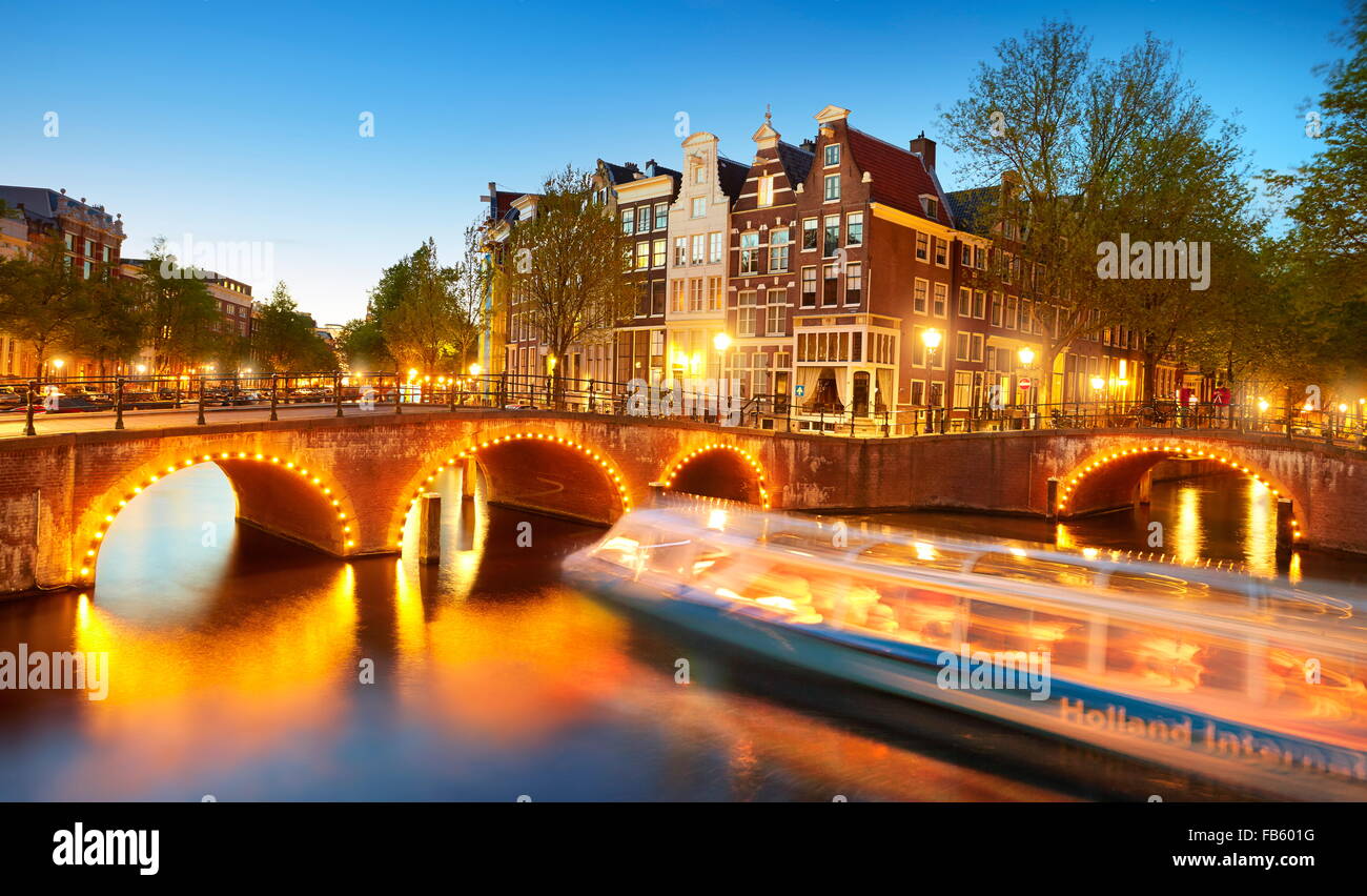 Amsterdam bei Nacht - Holland, Niederlande Stockfoto