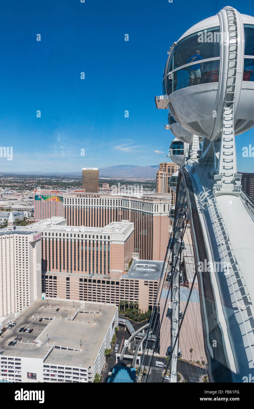 Blick auf den Las Vegas Strip von der Spitze der High Roller Riesenrad, derzeit der weltweit höchste Rad. Las Vegas, NV. Stockfoto
