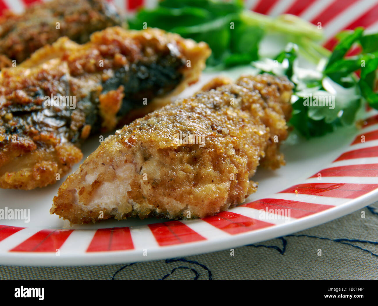 Sardalya Tava - Türkisch gegrillte Sardinen. Stockfoto