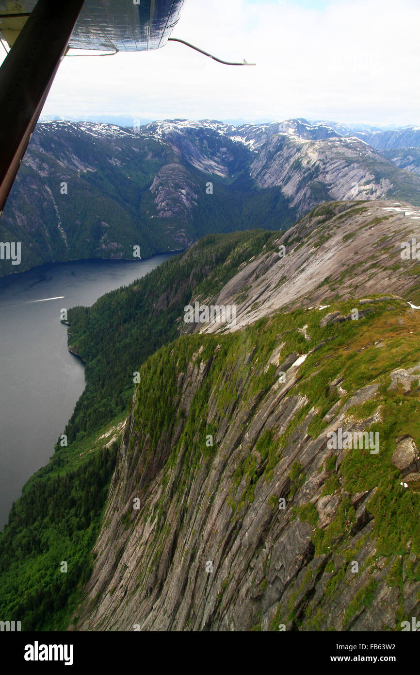 Aerial Landschaft bei einem Rundflug von Bergen in der schönen Misty Fjords in der Nähe von Ketchikan, Alaska Stockfoto