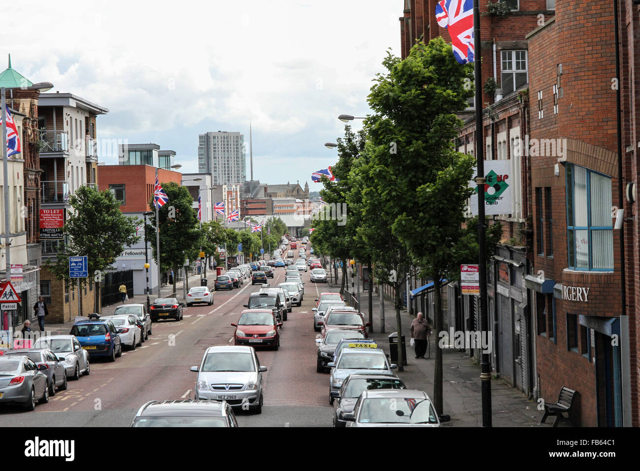 Blick auf den unteren Teil des Shankill Road, Belfast, Nordirland Stockfoto