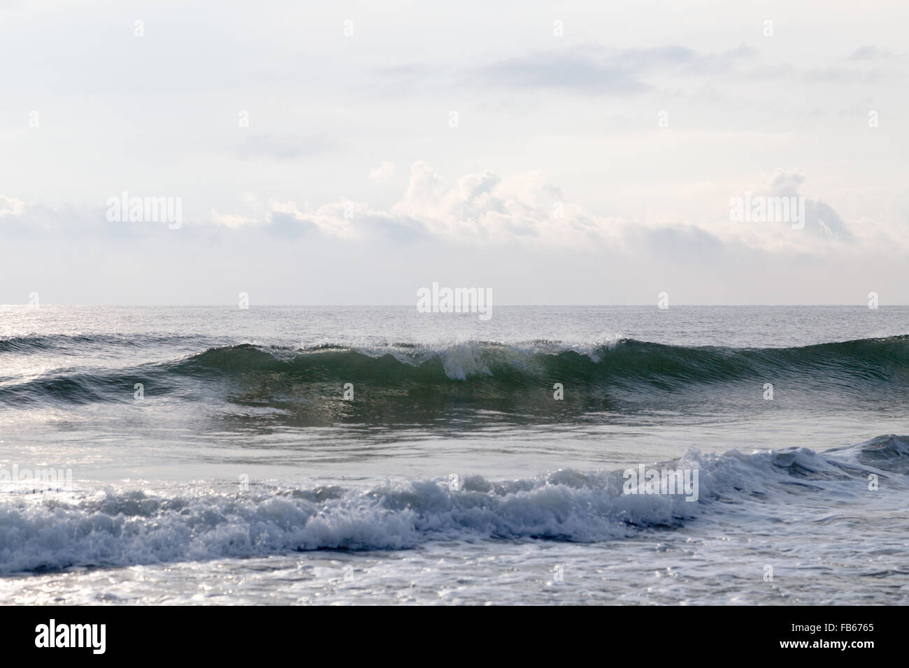 St. Augustine, USA. Morgens tide unter dem bewölkten Himmel. Stockfoto