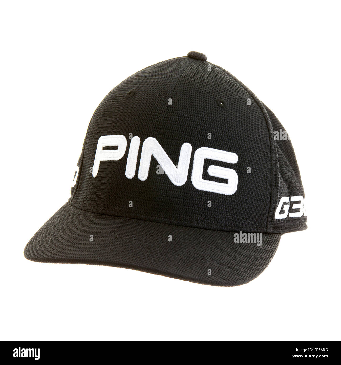 Ping Tour Golf Cap in schwarz auf weißem Hintergrund Stockfoto