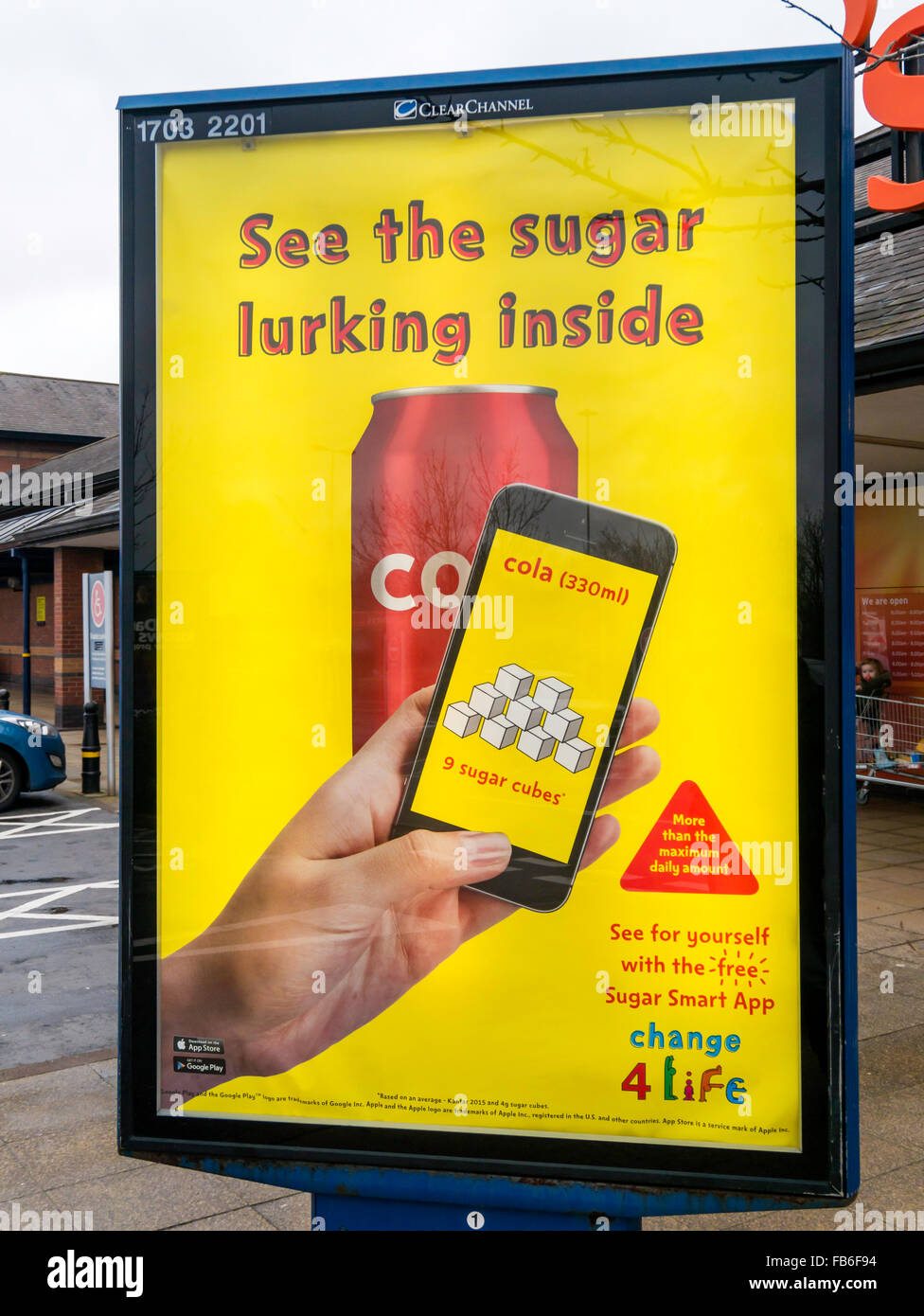 Werbung für ein Mobiltelefon-App, die Scannen von Barcodes auf Lebensmittel und deren Zuckergehalt anzeigen kann Stockfoto