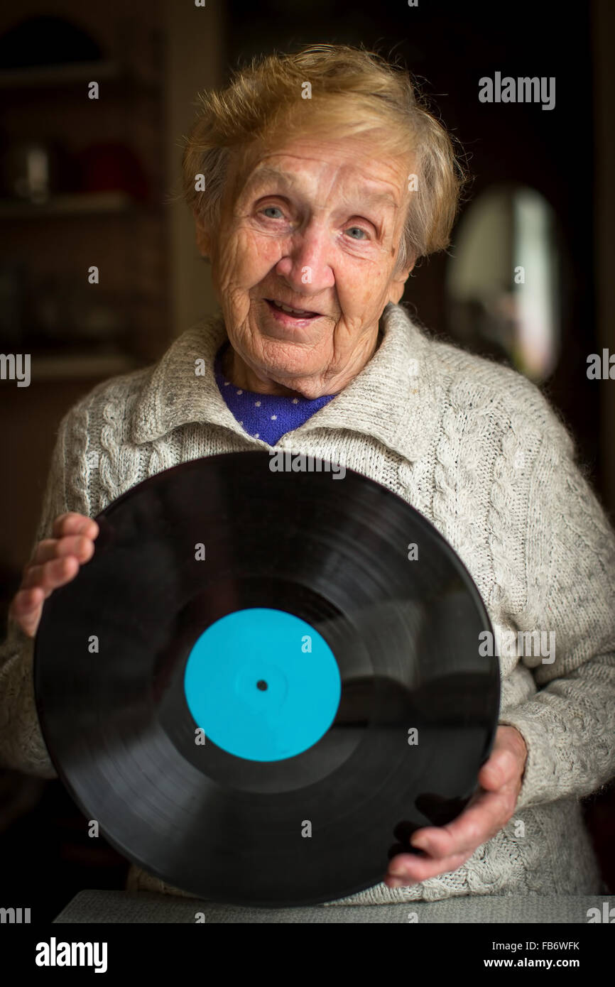 Alte oma -Fotos und -Bildmaterial in hoher Auflösung – Alamy
