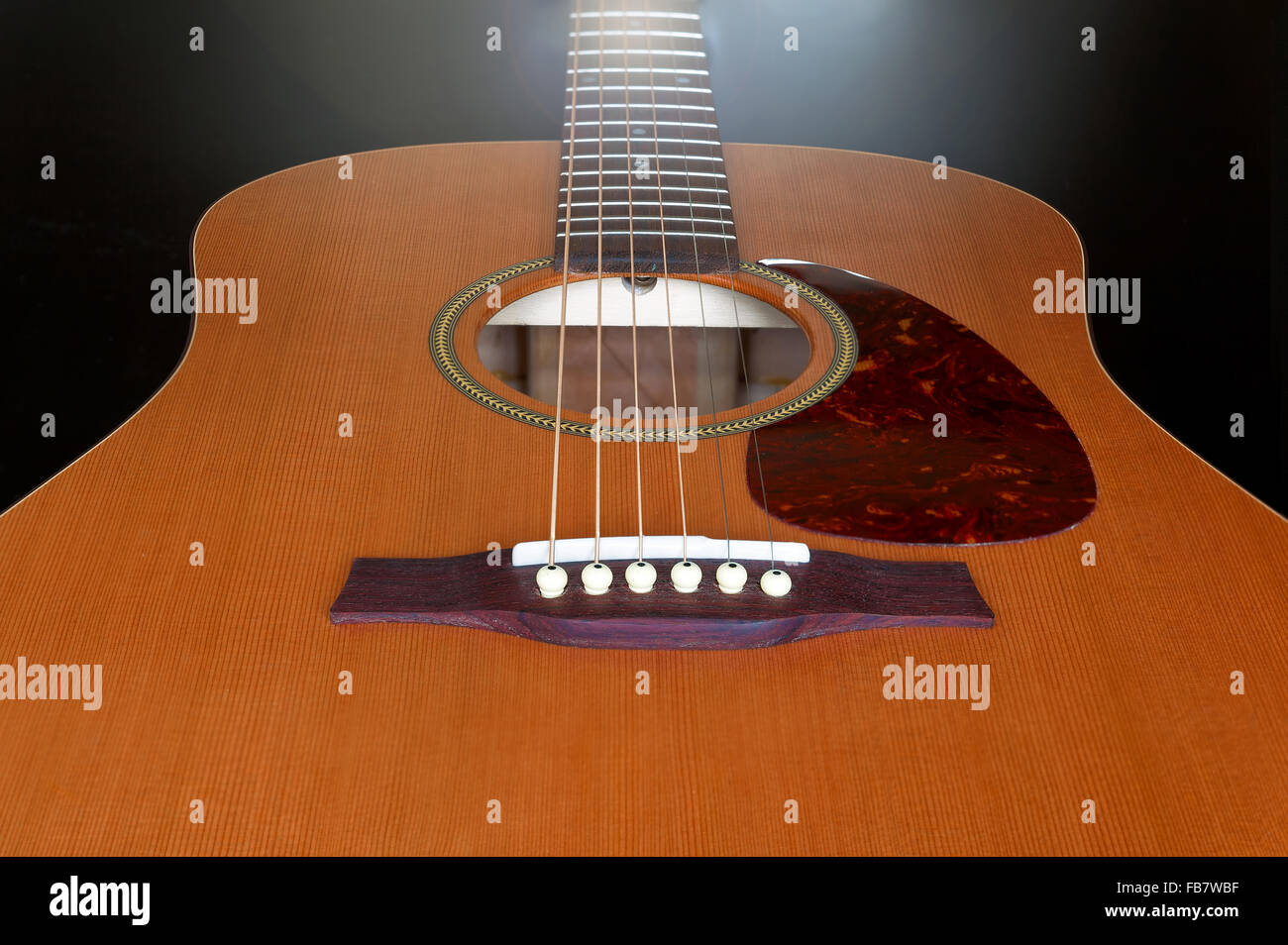 Stahlsaiten Akustikgitarre Perspektive Closeup Stockfoto