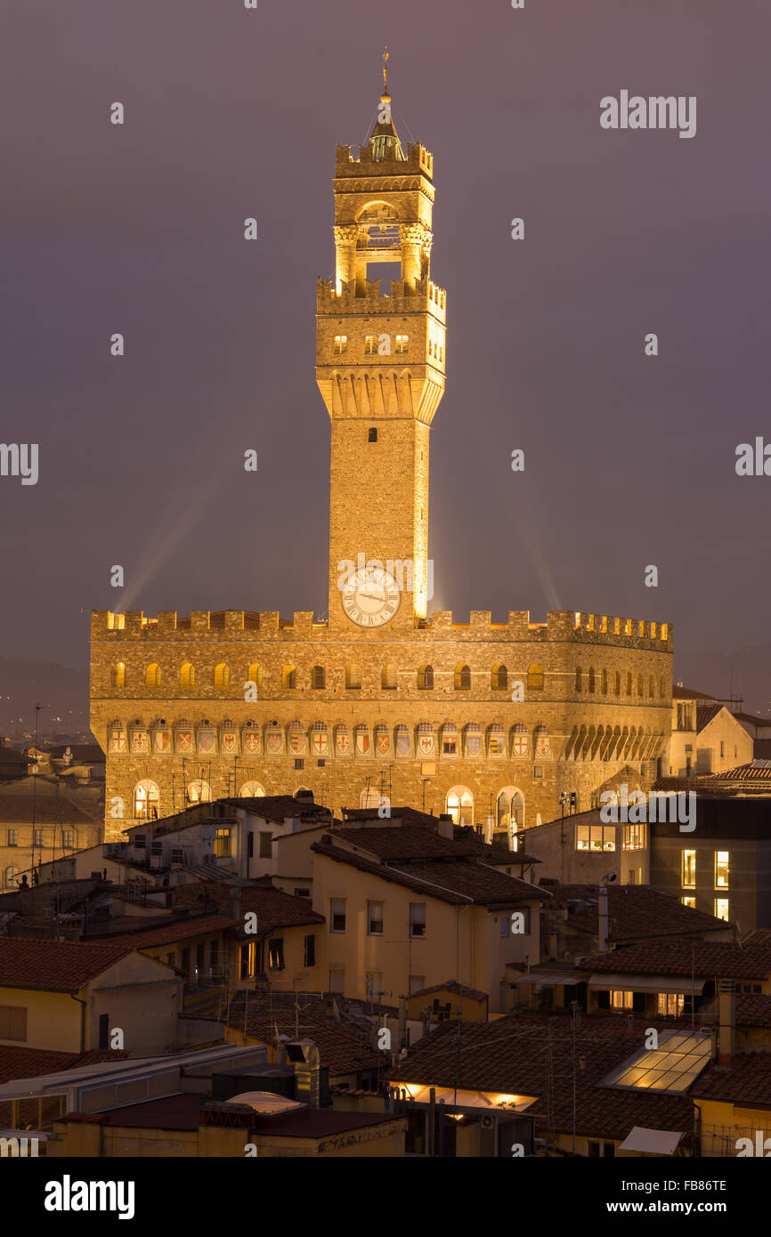 Palazzo Vecchio in der Nacht, Florenz, Toskana, Italien Stockfoto