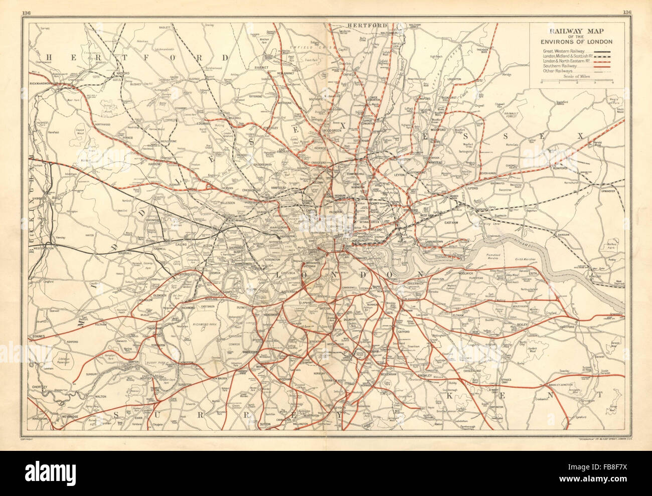 LONDON: Eisenbahn-Karte von London & Umgebung. GWR LMSR LNER SR, 1928 Stockfoto