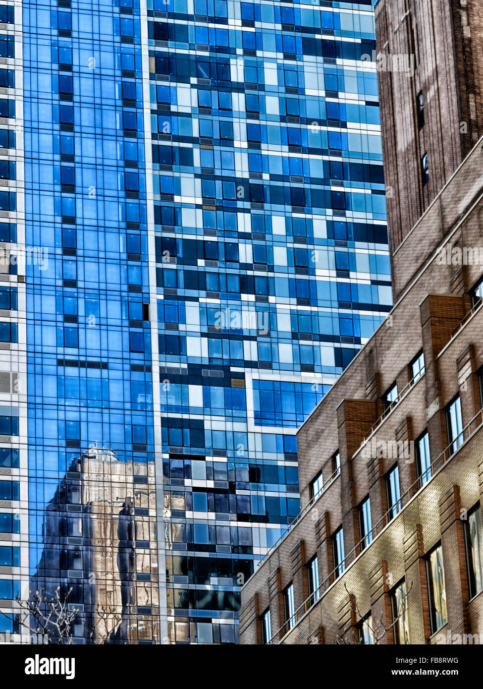 Downtown Manhattan New York, alte und neue Bürogebäude mit Reflexionen, New York, USA. Stockfoto