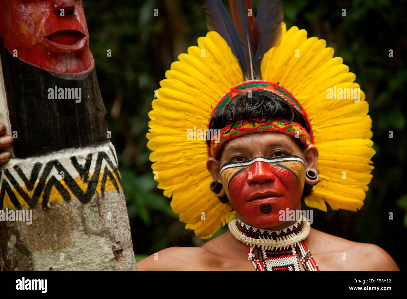 Pataxo Inder in der Reserva Indigena da Jaqueira in der Nähe von Porto Seguro, Bahia, Brasilien. Stockfoto
