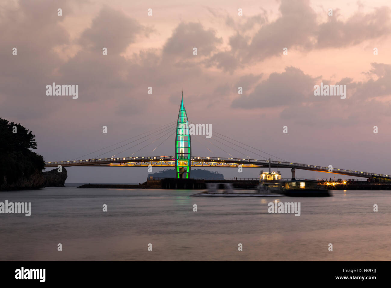 Hängebrücke in Seogwipo - Insel Jeju, Südkorea Stockfoto