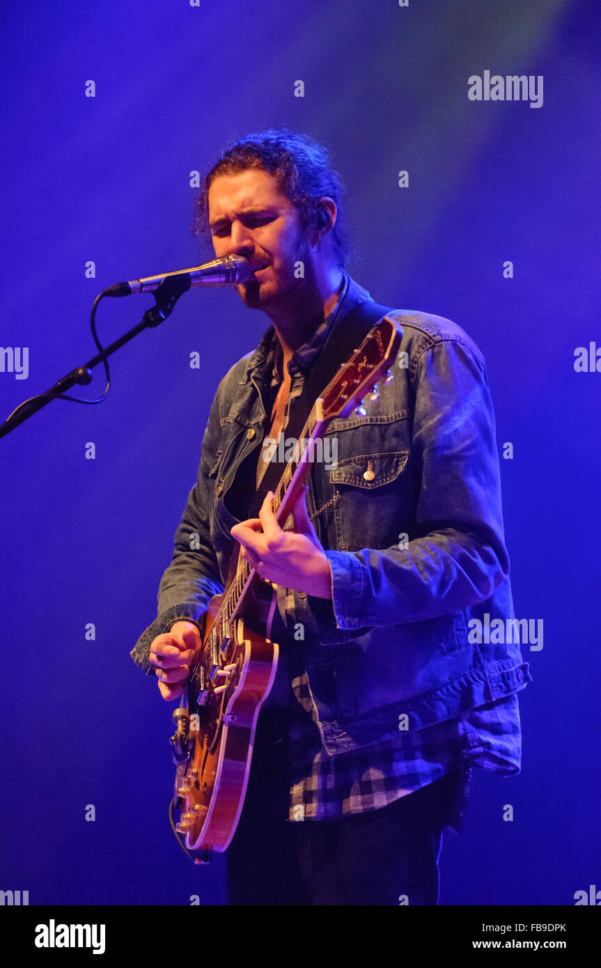 Liverpool, Großbritannien. 12. Januar 2016. Grammy Nominee, Hozier, der Irische Sänger und Songwriter, führt auf dem Empire Theatre, Liverpool. © Paul Warburton/Alamy leben Nachrichten Stockfoto