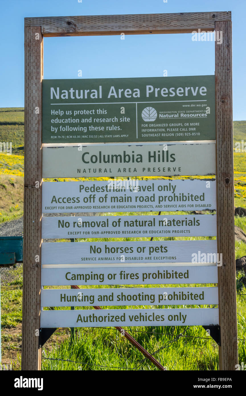 Ortseingangsschild an der Columbia Hills natürlichen Bereich zu erhalten.  Washington, USA Stockfoto