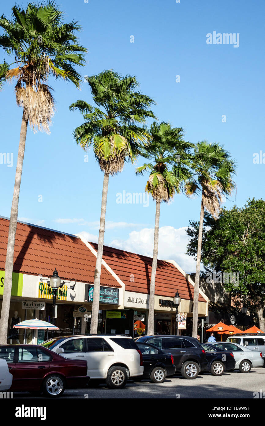 Orlando, Florida, Main Street, Palmen, Unternehmen, Besucher reisen Reise Reise Tourismus Tourismus Wahrzeichen Kultur Kultur Kultur Kultur, Urlaub Gruppe p Stockfoto