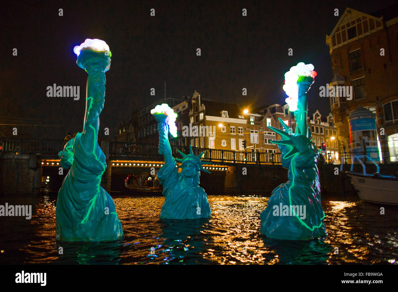 Licht und Wasser Farben Festival 2015-2016 in Amsterdam.  Licht und Wasser Farben Festival 2015-2016 in Amsterdam Stockfoto