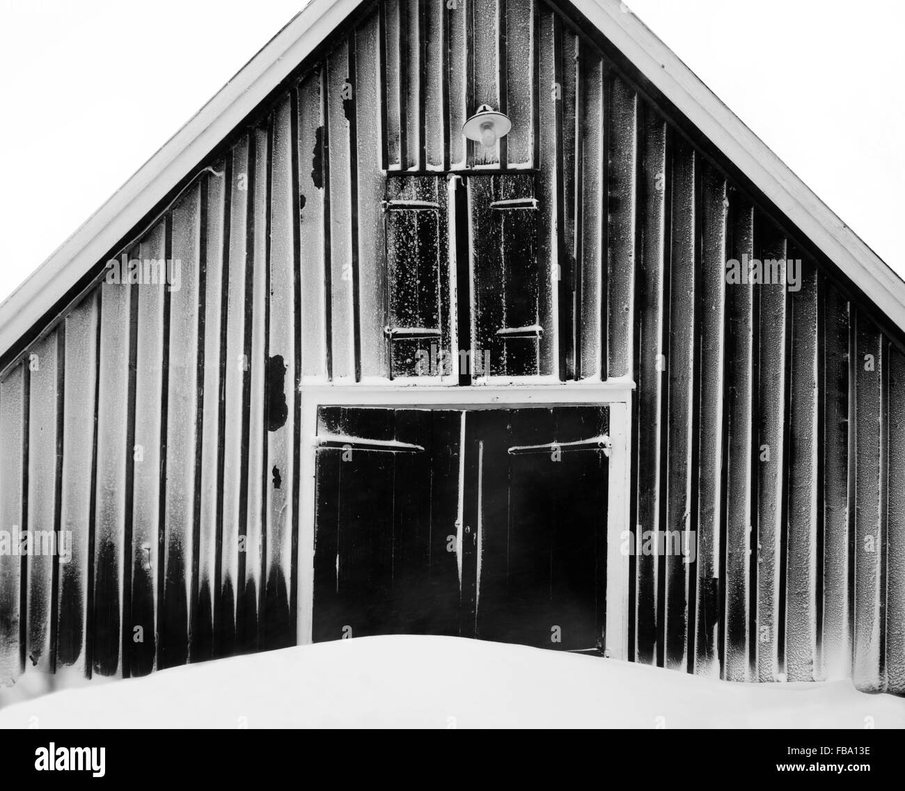 Schweden, Ostergotland, Scheune im winter Stockfoto