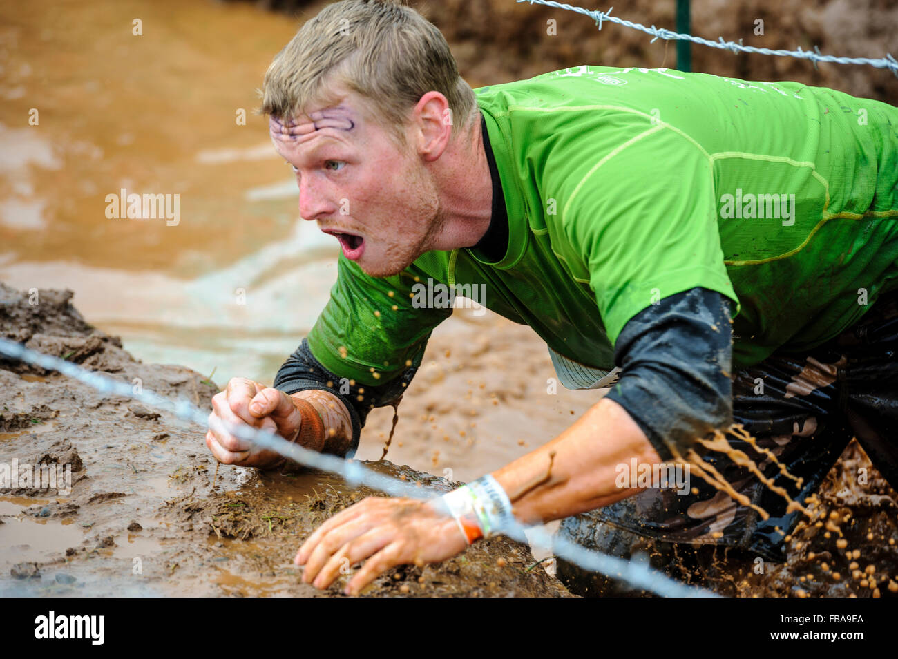 Aktion in der Tough Mudder-Challenge am Drumlanrig Castle, Dumfries and Galloway, Schottland Stockfoto