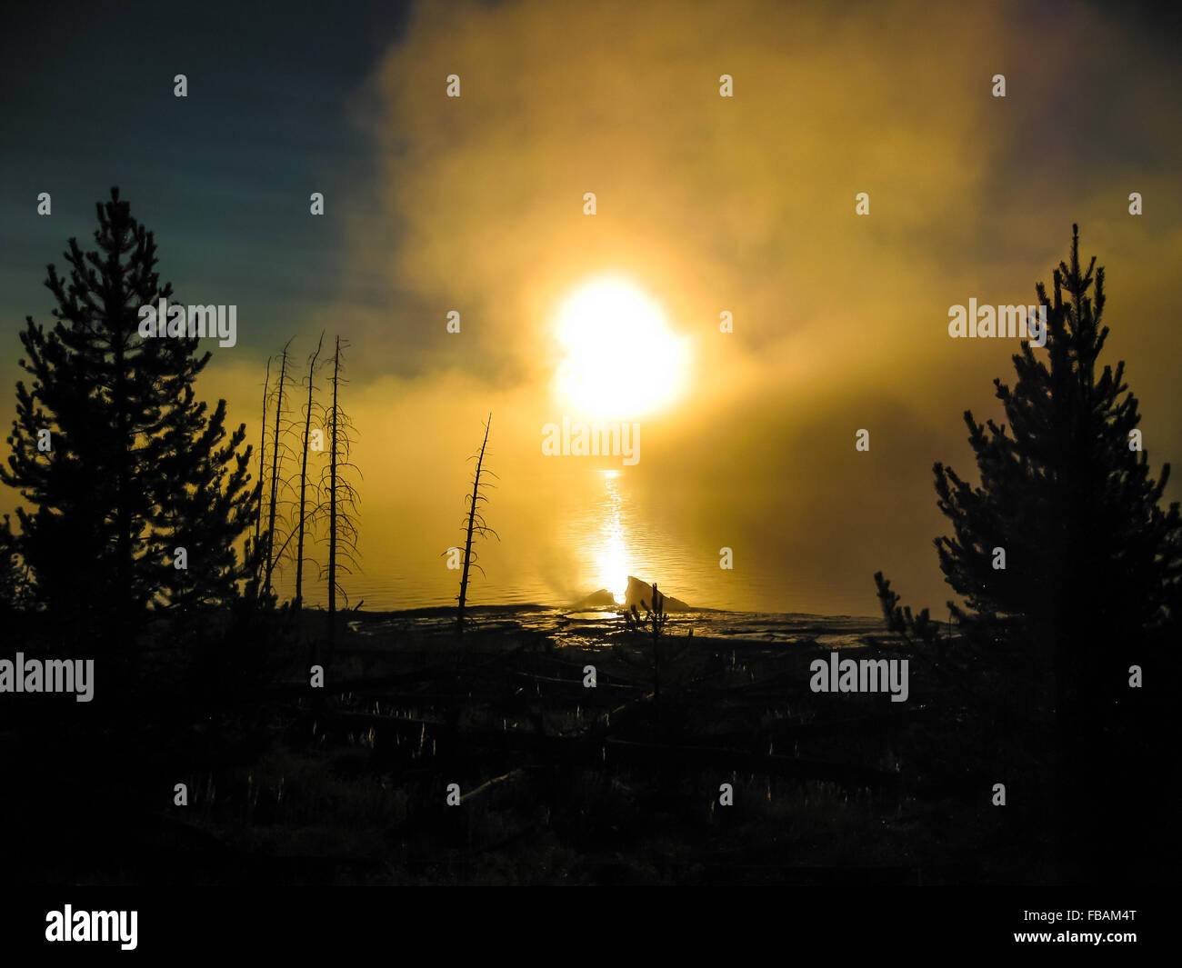 Mistic Sonnenuntergang in Yellowstone Stockfoto