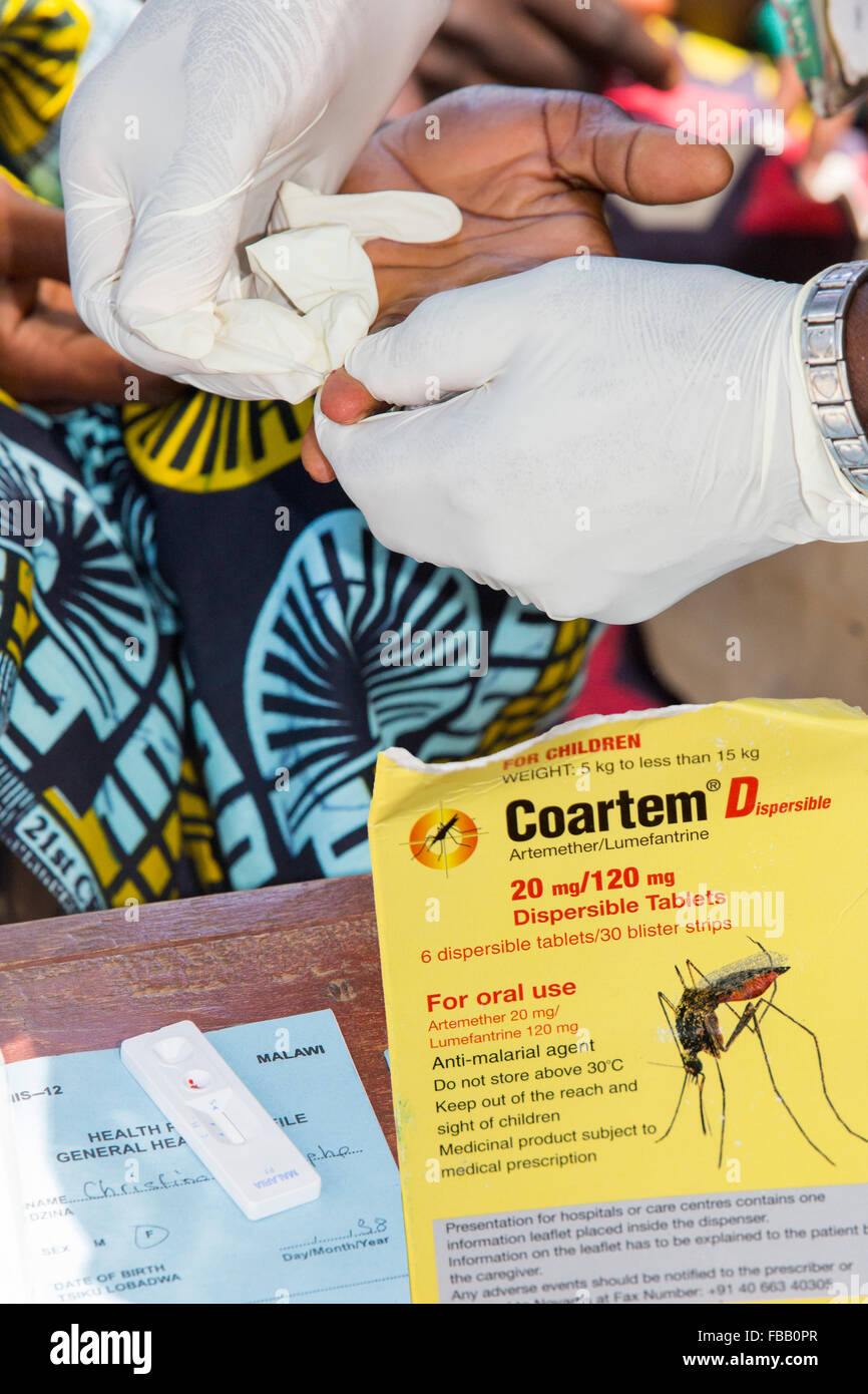 Mitte Januar 2015 brachte ein Zeitraum von drei Tagen der übermäßige regen beispiellose Überschwemmungen zu dem kleinen armen afrikanischen Land von Mala Stockfoto