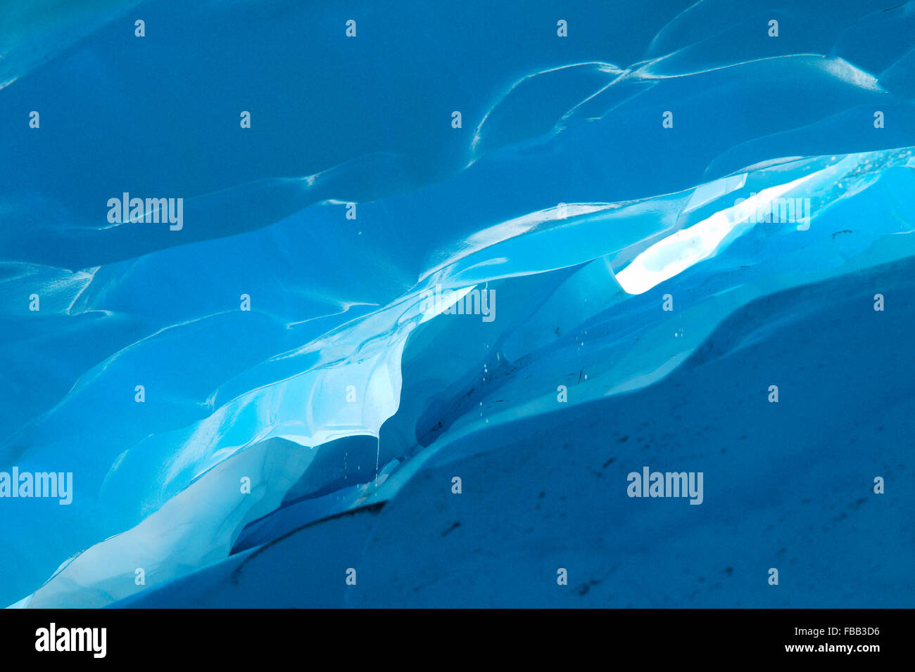 Blaue Eis Höhle Fox Glacier, Neuseeland Stockfoto