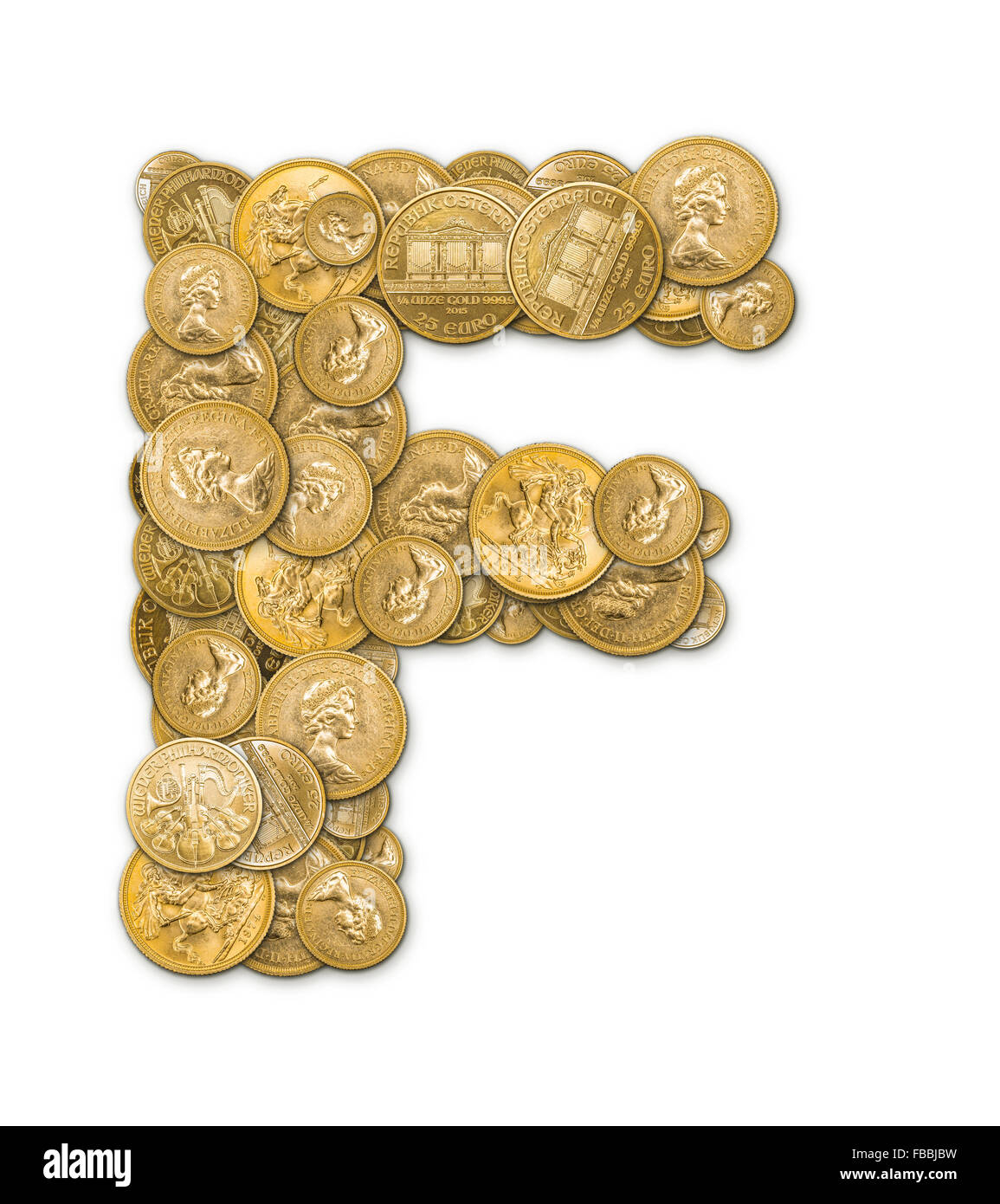 Buchstabe F, hergestellt aus gold-Münzen Geld isoliert auf weißem Hintergrund Stockfoto