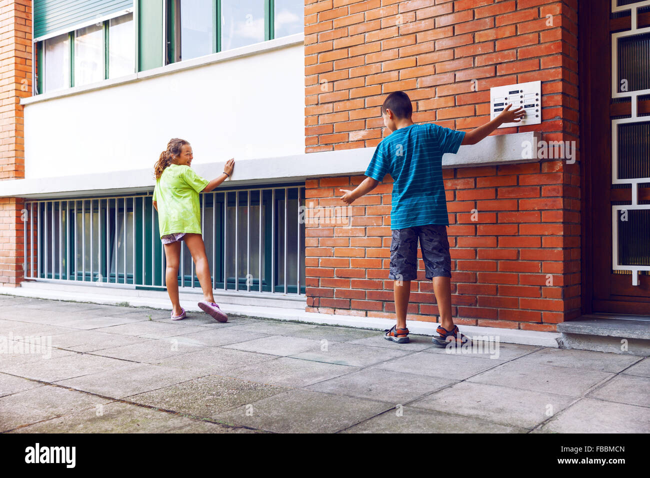 Klingelnde Turklingeln Stockfotos Und Bilder Kaufen Alamy