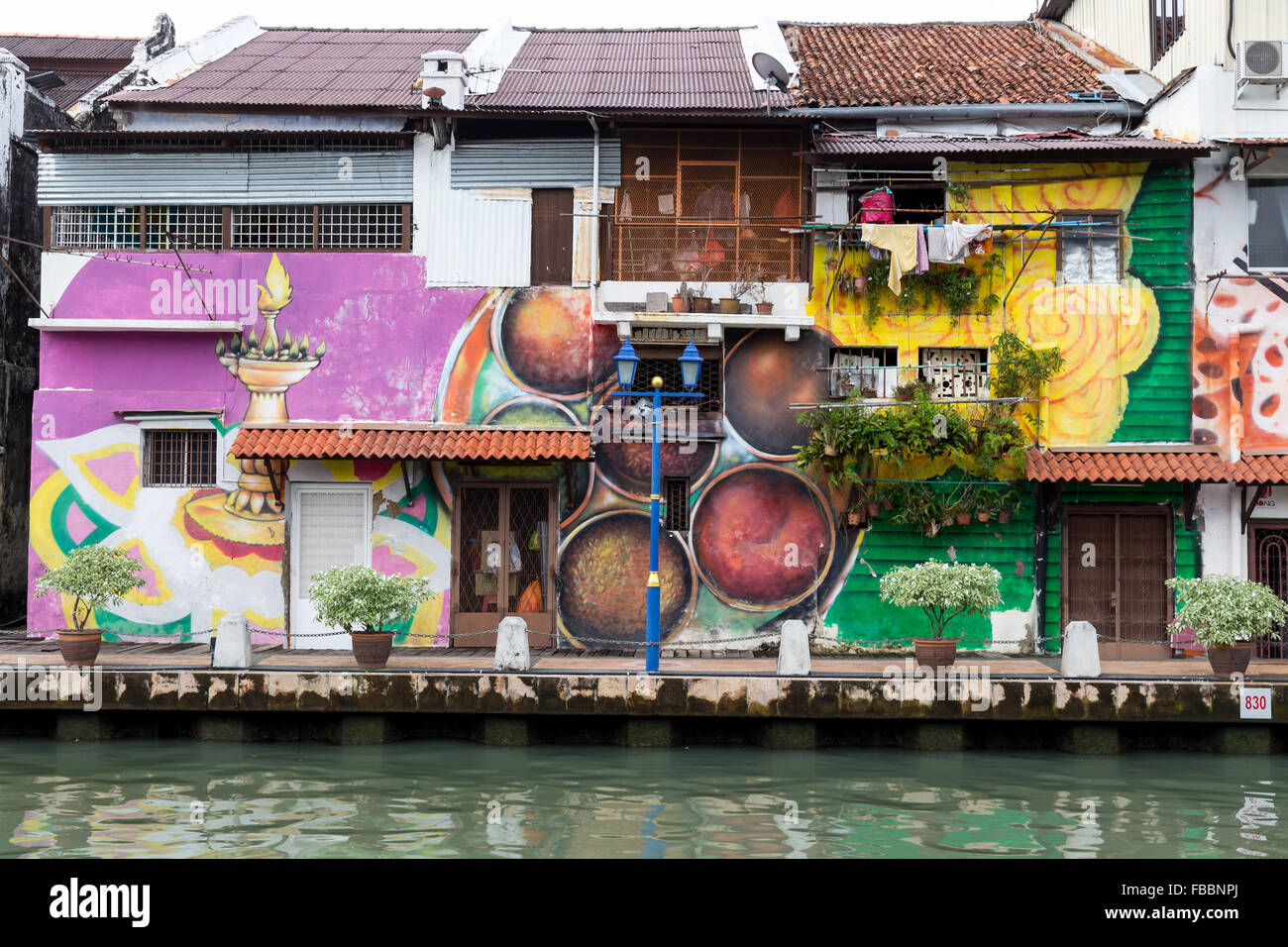Bunte Wandmalereien vom Fluss Malakka. Stockfoto