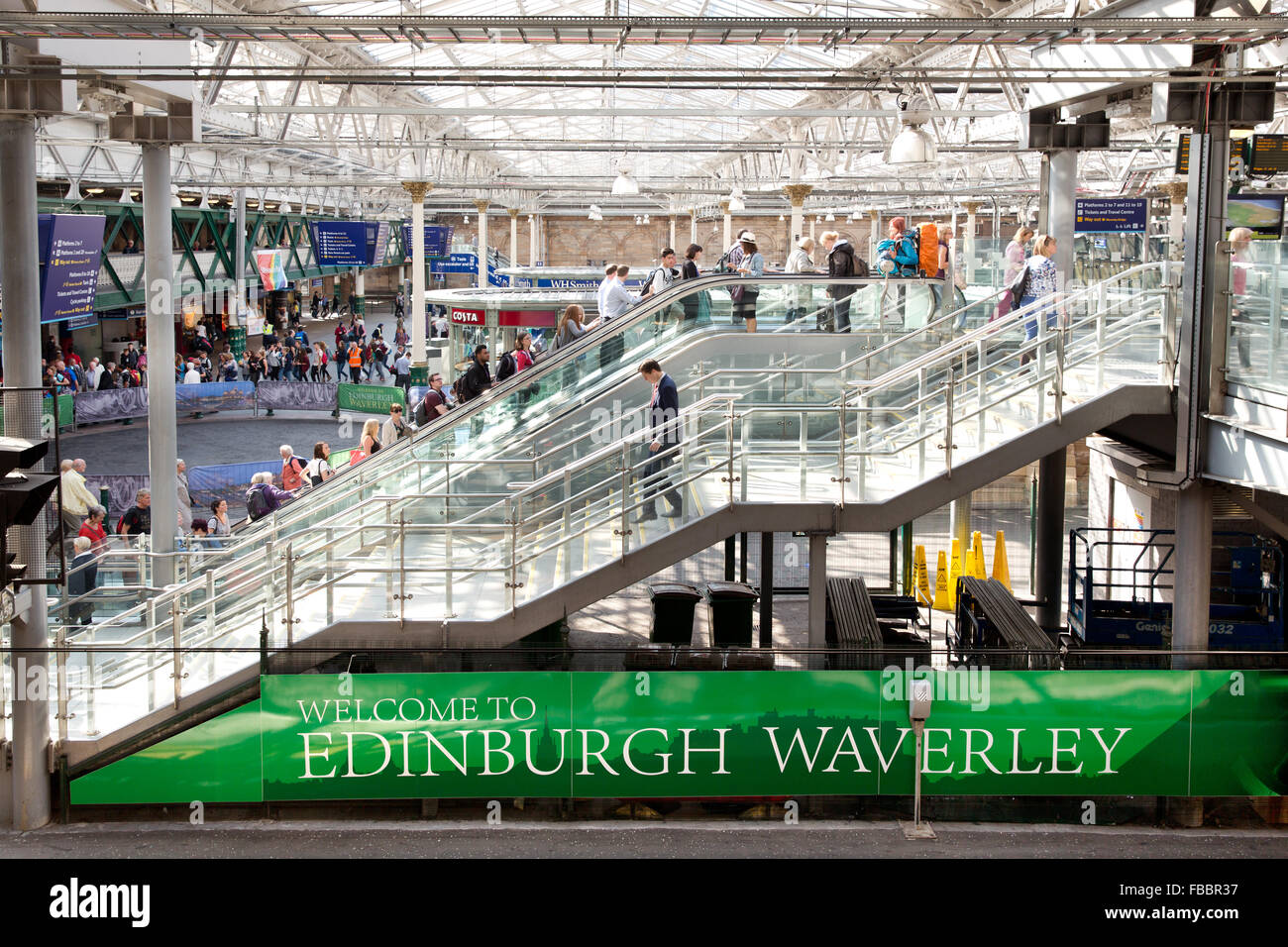 Edinburghs Waverley Station, Schottland. Stockfoto