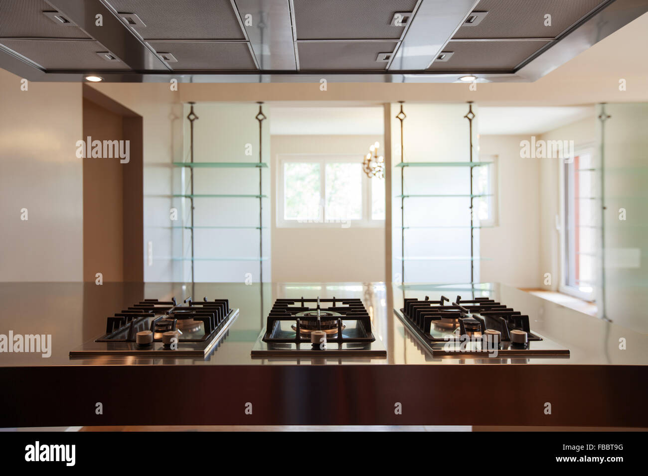 Modernes Haus, Blick auf dem Herd Stockfoto