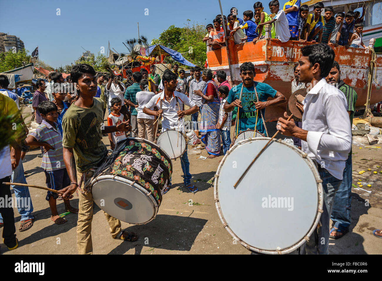 Indien Mumbai Bombay hinduistische Thaipusam-Festival zu Ehren von Lord Shiva A band Stockfoto