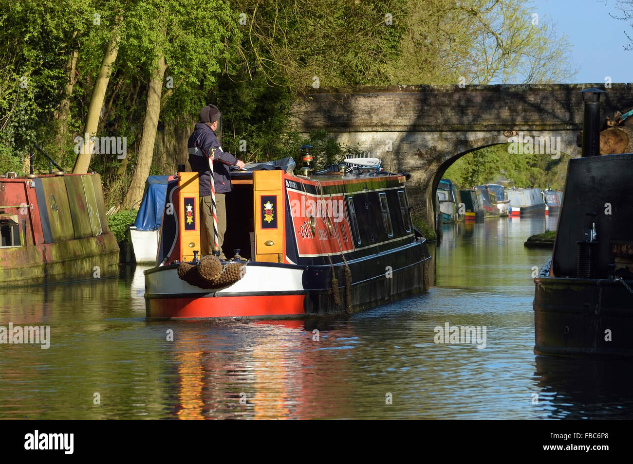 Narrowboating Shropshire-Union-Kanal entlang. England. VEREINIGTES KÖNIGREICH. Europa Stockfoto