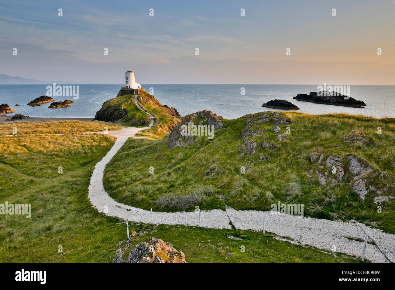 Llanddwyn Island; Leuchtturm; Anglesey; Wales; UK Stockfoto
