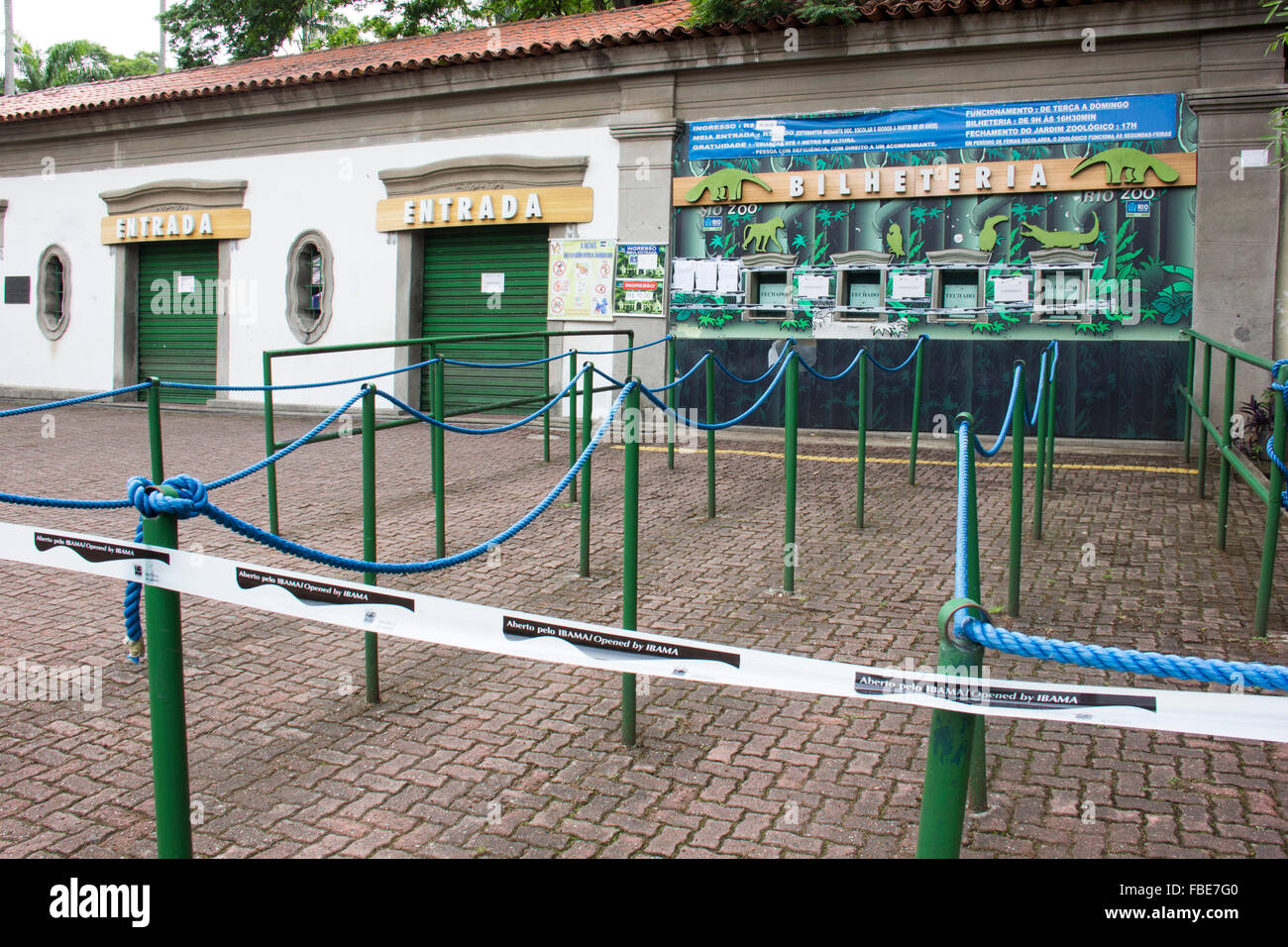 Rio De Janeiro, Brasilien. 14. Januar 2016. der Zoo von Rio wurde von IBAMA Agenten (Brasilianisches Institut für Umwelt und natürliche Ressourcen) geschlossen. Das Verbot der RIOZOO zielt darauf ab, die Bedingungen des Standortes zu verbessern war prekär. Die Stadt von Rio, die Raum verantwortet ist R$ 1000,00 pro Tag, bis der Raum wieder geöffnet werden kann bestraft werden. Bildnachweis: Luiz Souza/Alamy Live-Nachrichten Stockfoto