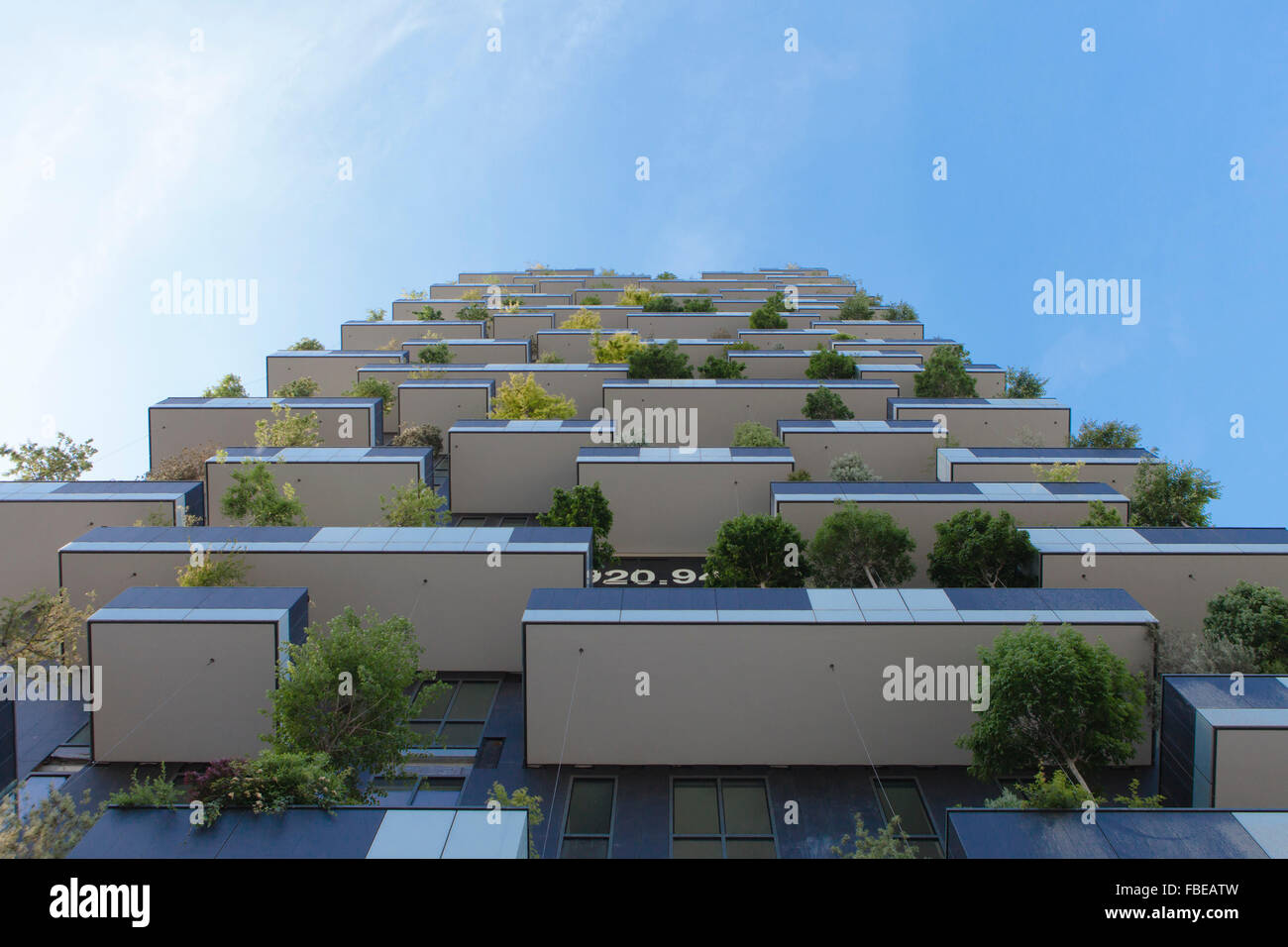 Bosco Verticale, Wohntürme von 111 Metern und 78 Meter entworfen von Boeri Studio, Porta Nuova-Projekt, Business-center Stockfoto