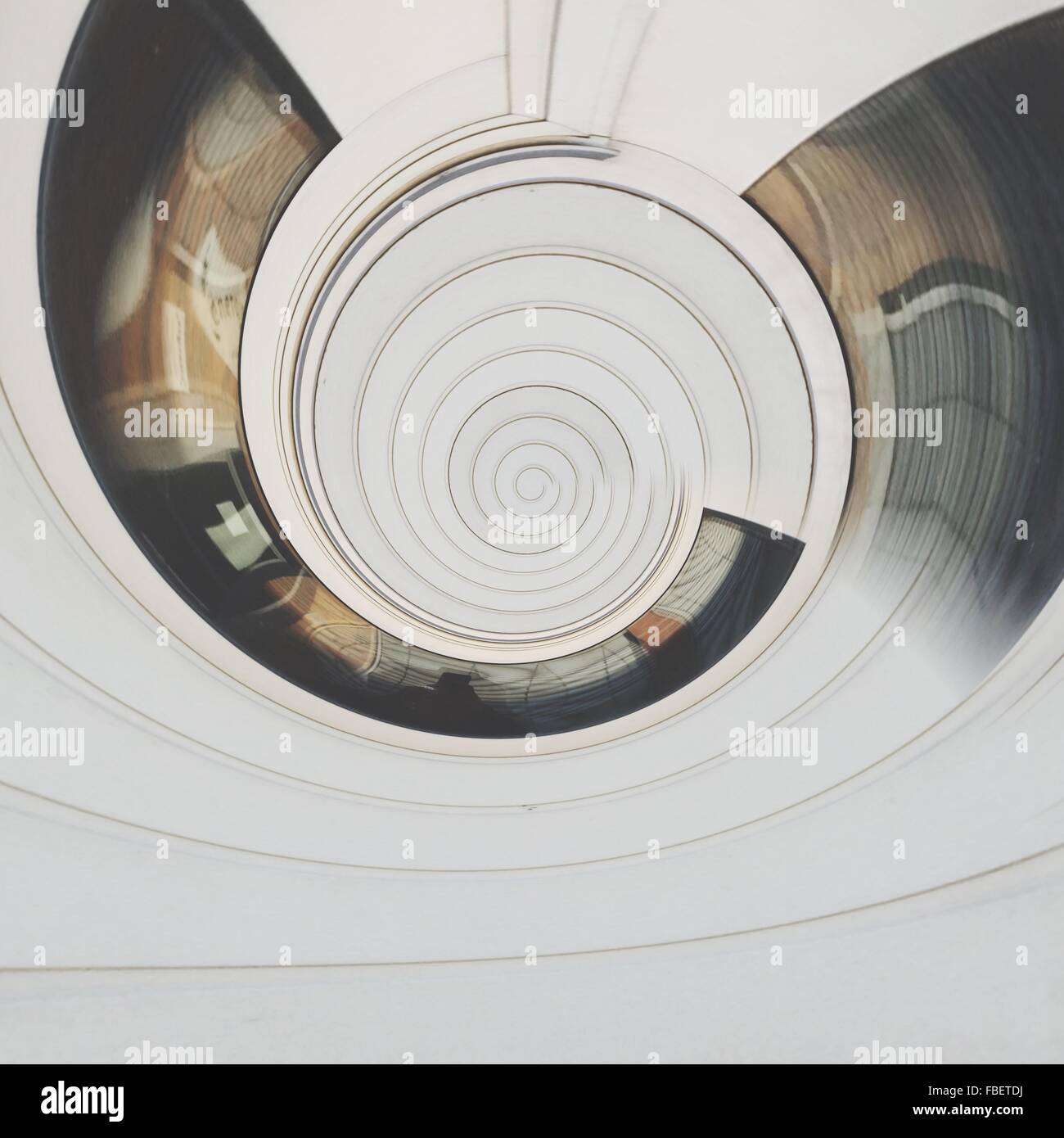 Digital Composite abstrakte Spirale weiß Muster Stockfoto